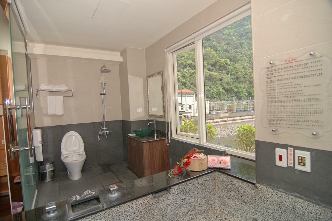 Hoya Hot Spring Inn Wulai Εξωτερικό φωτογραφία